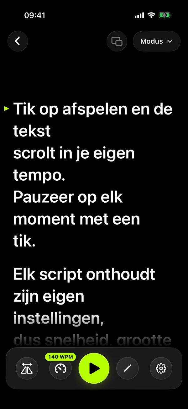 Leesscherm van SolPrompter met grote tekst en snelheidsknoppen